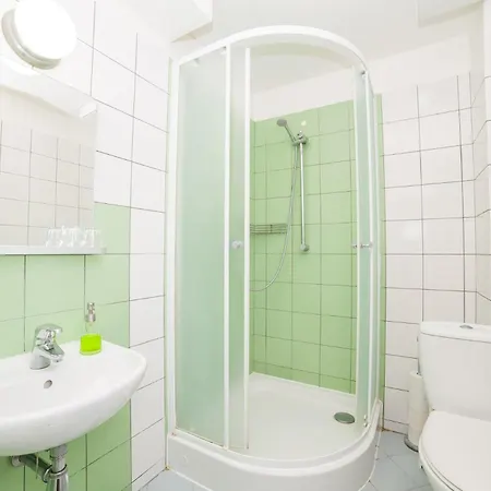 Vandrarhem Patio Dorms *