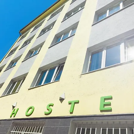 Patio Dorms Vandrarhem